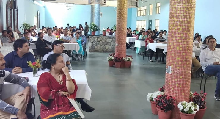 selaqui international school faculty