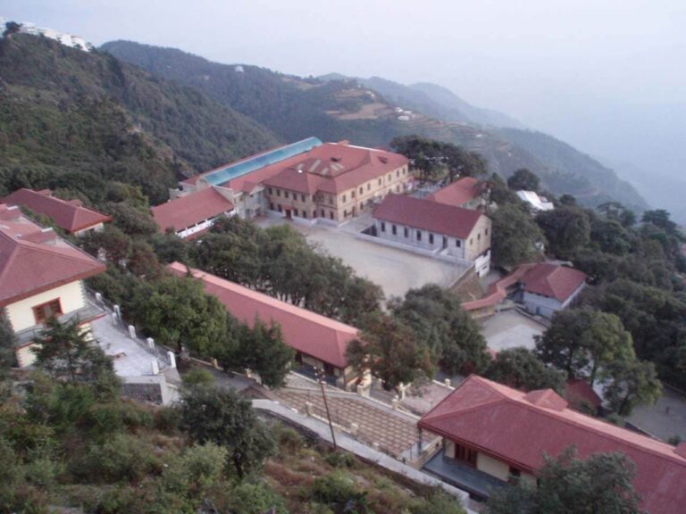 Woodstock-school