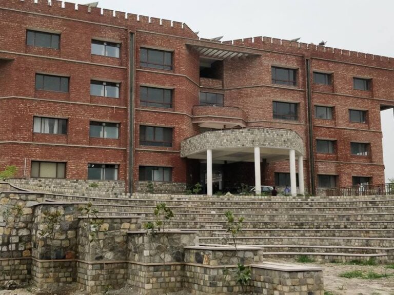The Oberai School Of Integrated Studies